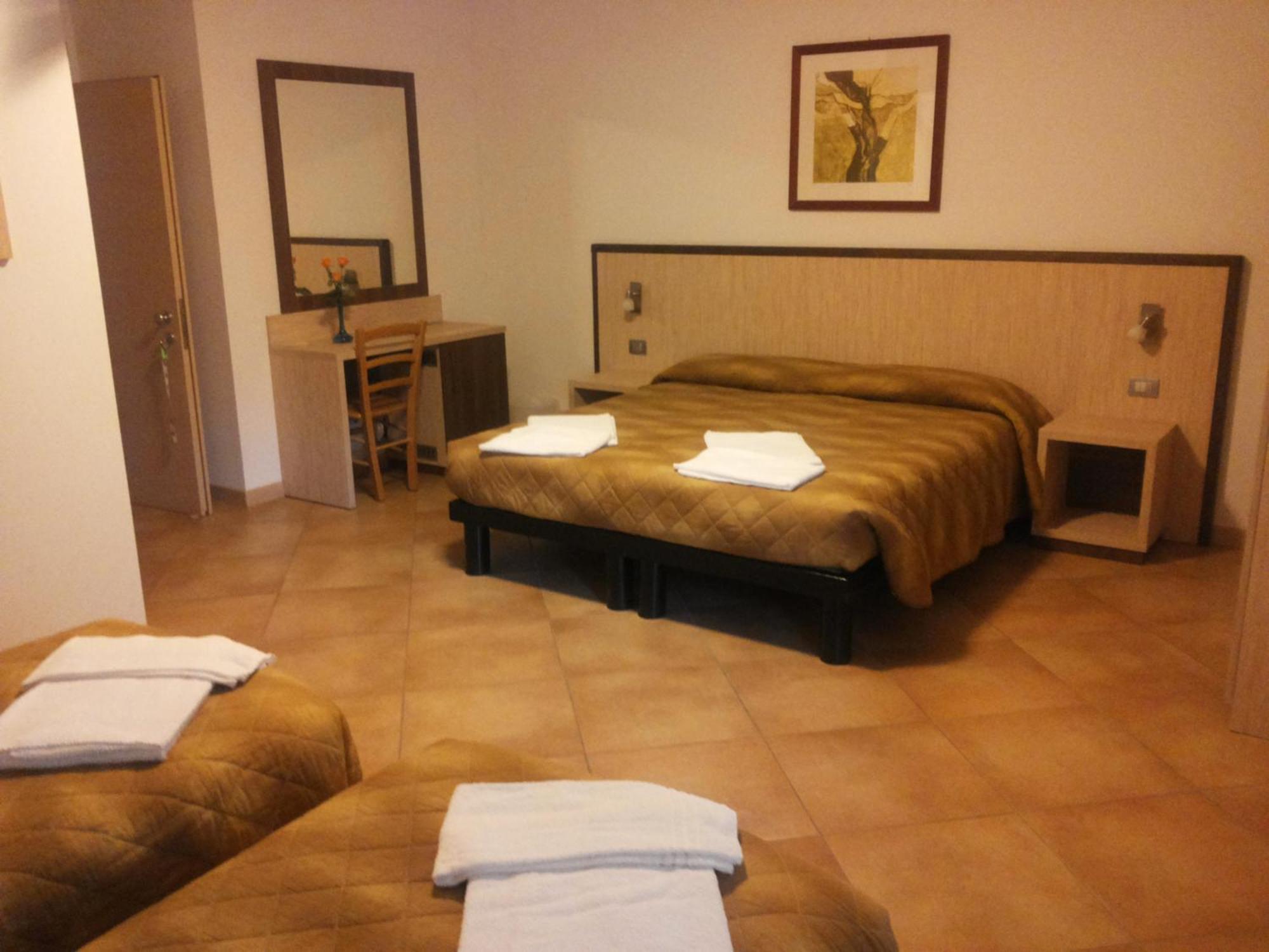Agritur Arcosole B&B Camping 客房 照片